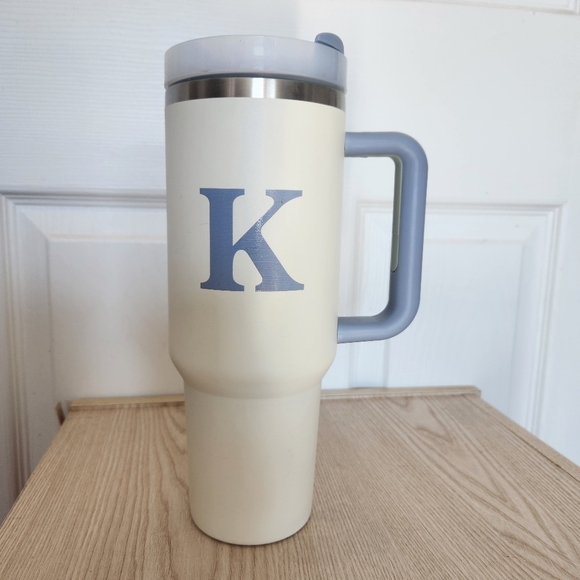 The Darling Effect White w/K Initial BPA Free Insulated Handled Travel Mug - Picture 1 of 7